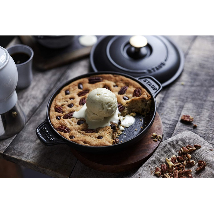 Чавунна форма для запікання 20 см з кришкою, чорна Staub