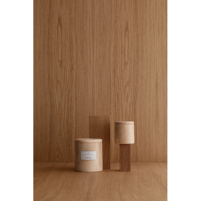 Свічка ароматична мармурова, світло-коричнева Figue Frable Blomus