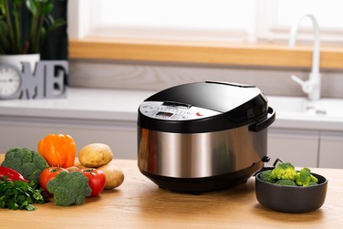 ARDESTO Мультиварка MC-P13, 860Вт, чаша-5л, электронное управл., книга рецептов, нерж. сталь+пластик, серебристо-черная