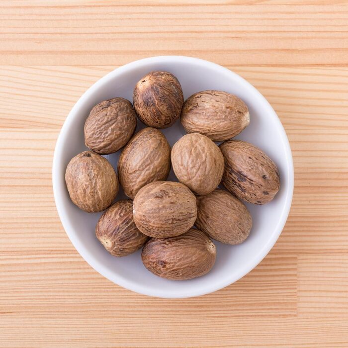 Цільний мускатний горіх 110 г Tazarin LTD