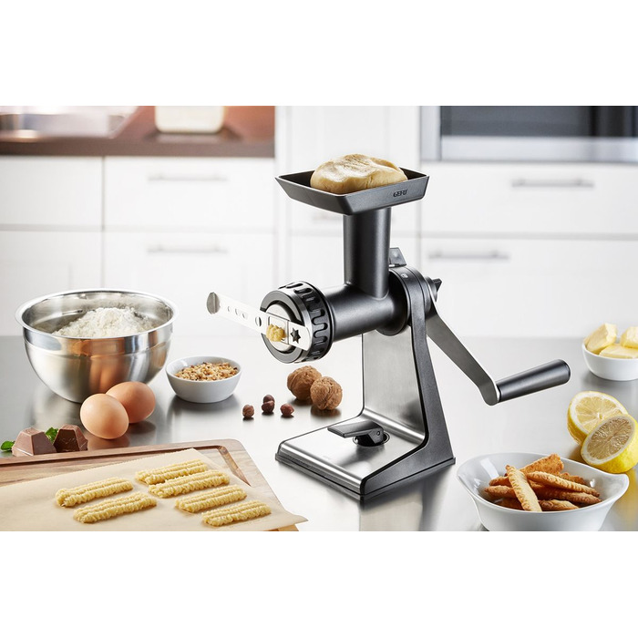 М'ясорубка ручна Transforma Gefu