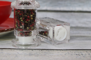 Мельница для соли и перца квадратная, 10 см, акрил, GenWare