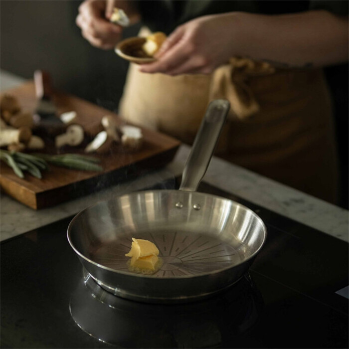 Сковорода Fiskars All Steel Pure матова 24 см (1065627)