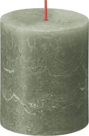 Свічки Bolsius Rustic Pillar - Оливково-зелені - Набір з 4 шт. - Декоративні побутові свічки - Час горіння 60 годин - Без запаху - Натуральний рослинний віск - Без пальмової олії - Оливково-зелені (8 x 7 см, Оливково-зелені)