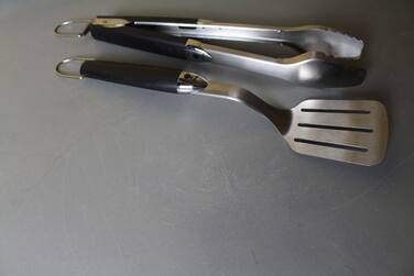 Набор из 2 предметов Weber 6645 Код: 003501