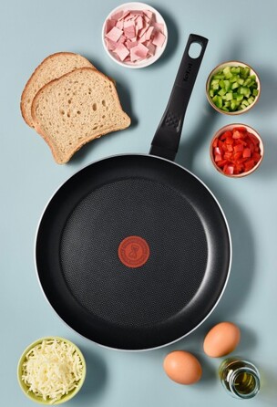 Tefal Simply Clean Сковорода, 24 см, алюминий, бакелит, черный