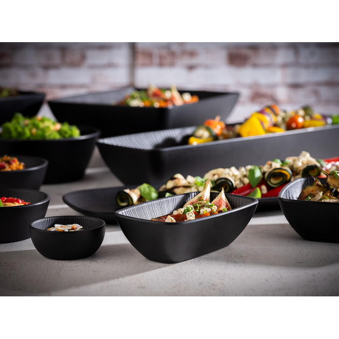 Тарілка меламінова 33 см, чорна NERO APS