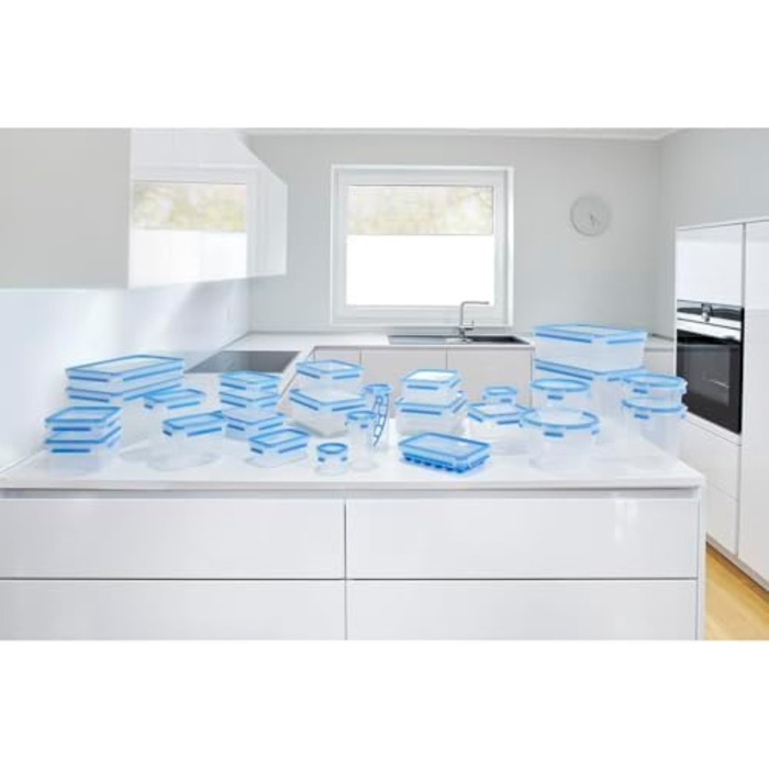 Набір контейнерів для зберігання продуктів EMSA Clip & Close, прямокутні, 5 x 0,8 л, коробки для зберігання, 100 герметичні, придатні для миття в посудомийній машині, морозильної камери та мікрохвильової печі, прозорі, сині, зроблені в Німеччині, N10307 (