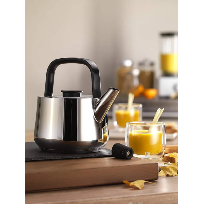 Чайник 1,5 л со свистком Plus Zwilling