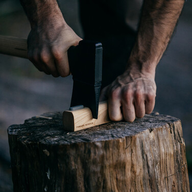 Точило для сокир та ножів Fiskars Norden (1071898)