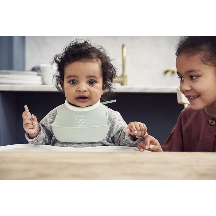 Слюнявчики для дітей 2 предмета, блідо-зелений BabyBjörn