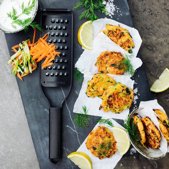 Терка 30 см экстра крупная, черная Black Sheep Microplane