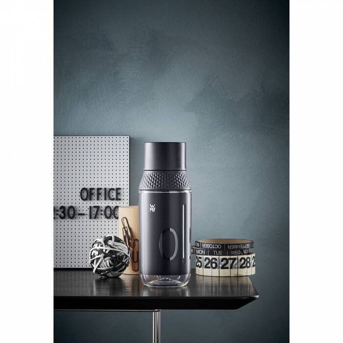 Бутылка для воды 0,5 л, черная Auto-Close Waterkant WMF