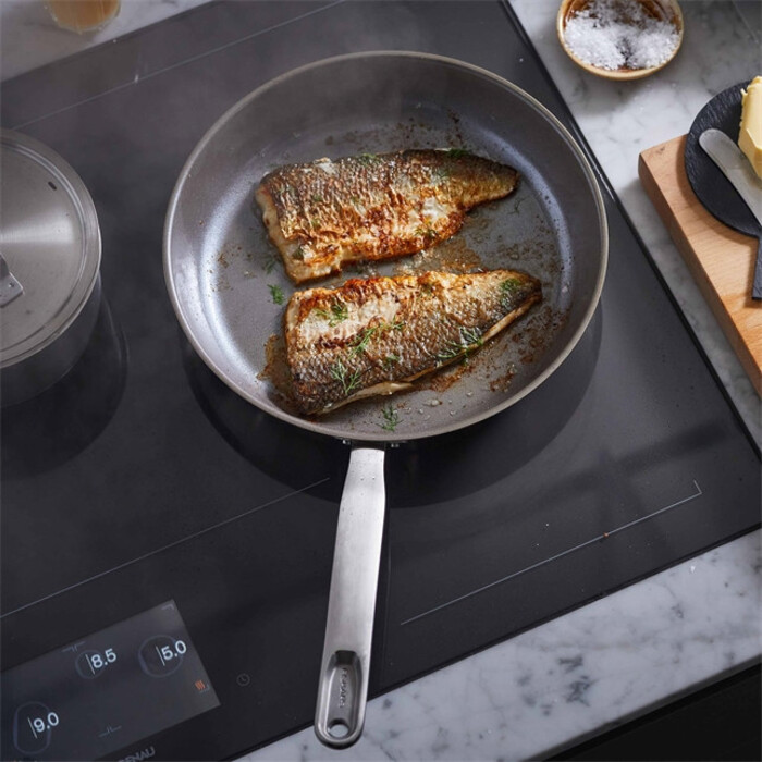 Сковорода Fiskars All Steel матова 28 см (1064745)