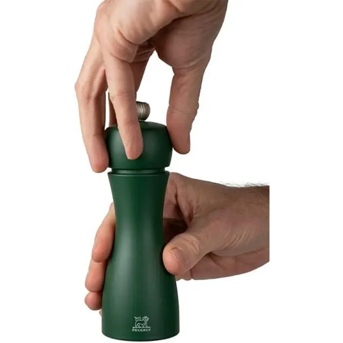 Млин для перцю і солі 15 см Peugeot