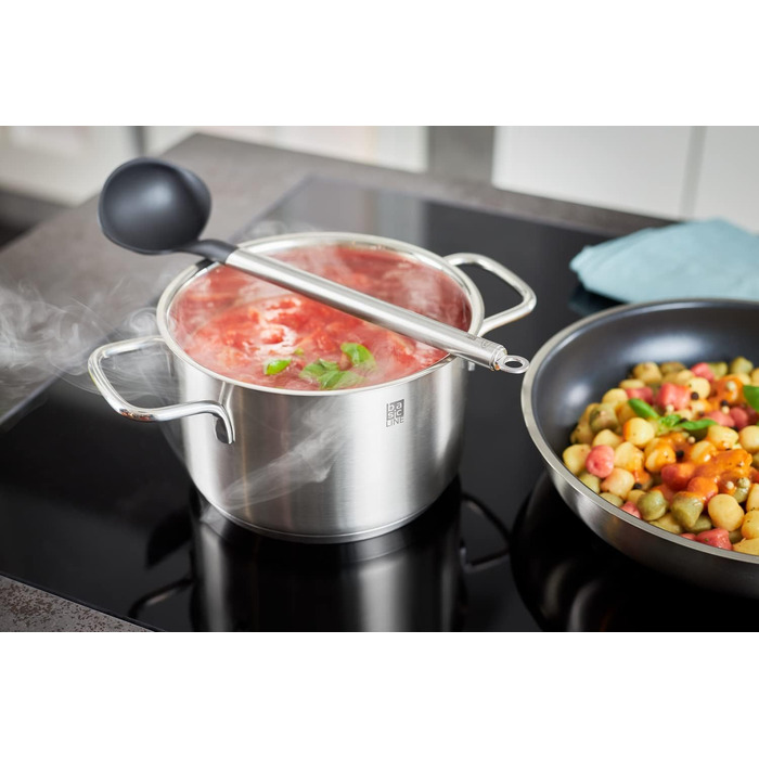 Каструля 16 см з кришкою Basic Line Rosle