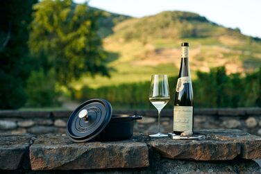 Кокот круглый 18 см, черный Staub