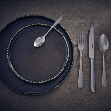 Презентаційна тарілка з бортиком 21*h 1.5 см, Terra Porcelain Roko Cinder Black, GenWare