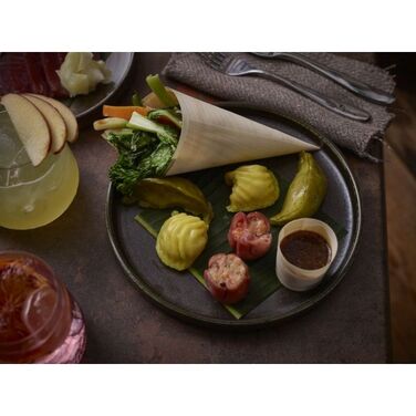 Тарелка презентационная 25x2,2 см с низким вертикальным бортом, Terra Porcelain Black, GenWare