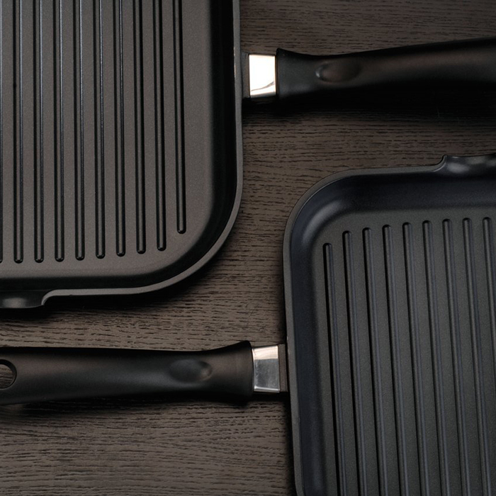 Сковорода-гриль CookCo Cast Line, діам. 28 см, 4,5 л