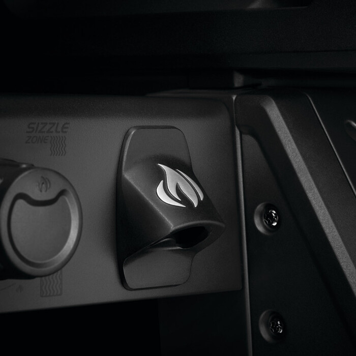 Газовый гриль Freestyle 425 с боковой горелкой SIZZLE ZONE и дверкой, черный мат F425DSIBPK-RU-PHM Код: 010721