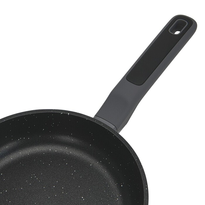 Сковорідка для смаження Fissman 20x5 см TITANIUM PRO литий алюміній з антипригарним покриттям (14587)