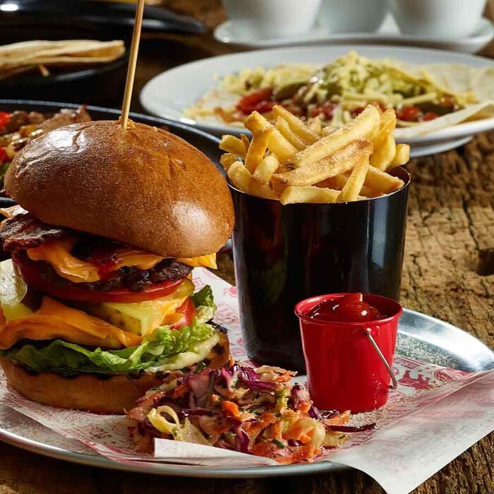 Склянка металева 420 мл, чорна, GenWare