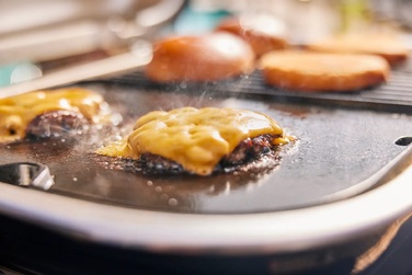 Электрический гриль Weber Lumin с подставкой черный 92010879 Код: 010914