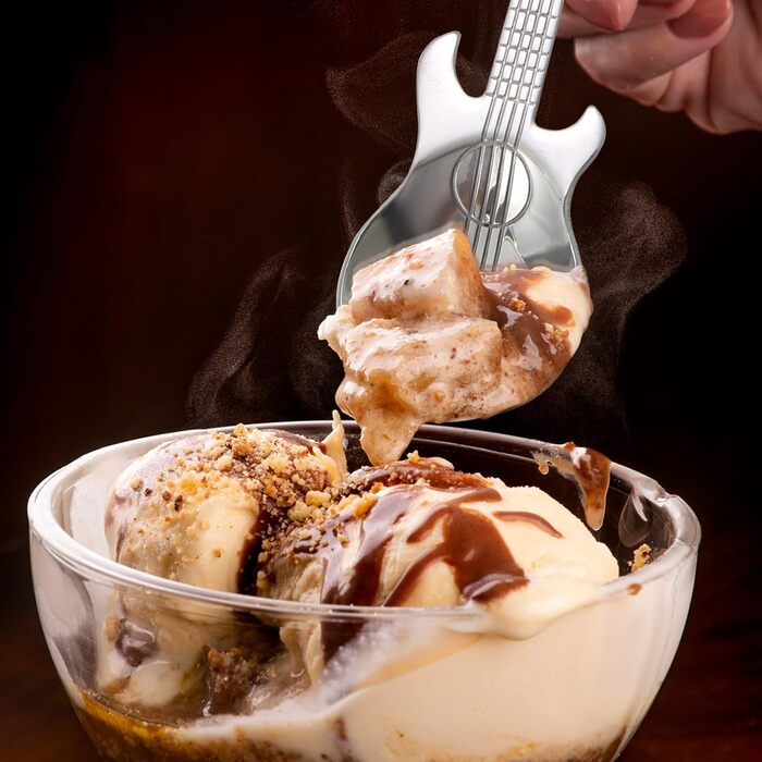 Матові чорні чайні ложки BEWOS, 16 шт. , ложки з нержавіючої сталі 13,7 см / 5,39 дюйма, чудова серія кавових ложок, десертні ложки, які можна мити в посудомийній машині, ідеально підходять для дому, ресторанів, вечірок тощо (кольорові ложки для гітари, 1