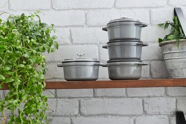 Чавунна каструля/кокотниця STAUB, кругла, 8,35 л, функція Ароматичний дощ для оптимального зволоження, для всіх типів варильних поверхонь, включаючи індукційні та духові шафи, (графітовий сірий, 20 см)