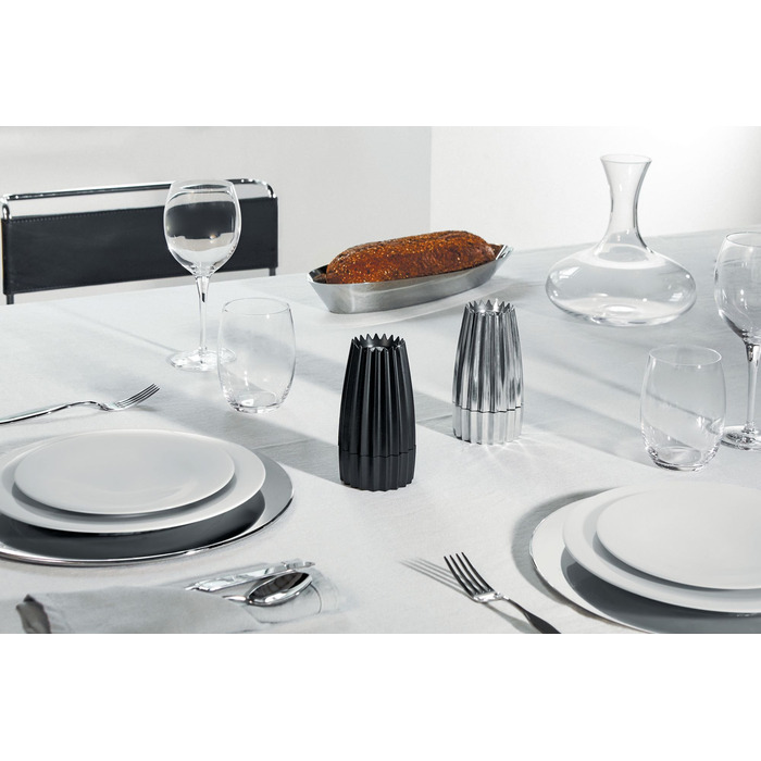 Млин для перцю / солі 7,5 х 14,2 см чорна Grind Alessi