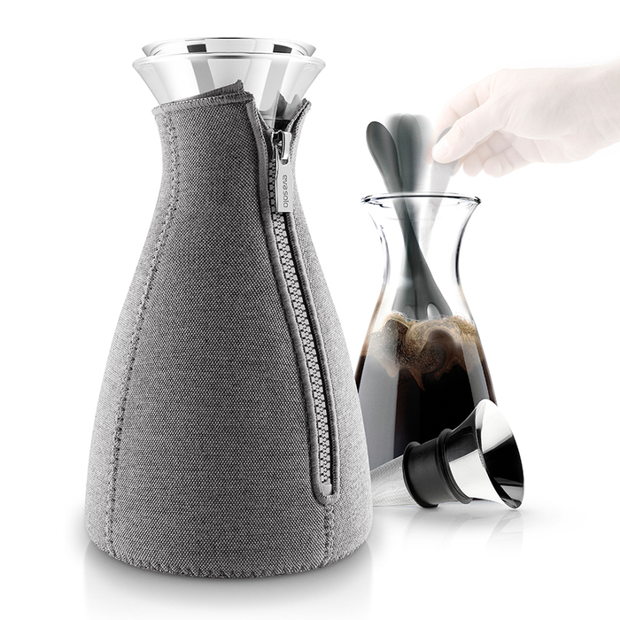 Кавовий глечик в неопреновому чохлі 1 л темно-сірий Cafe Solo Eva Solo
