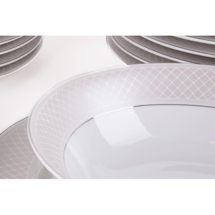 Набор тарелок на 6 персон, 18 предметов Konsimo