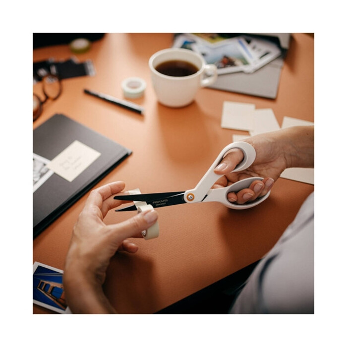 Ножиці універсальні Fiskars з Non-Stick покриттям 18 см (1070026)