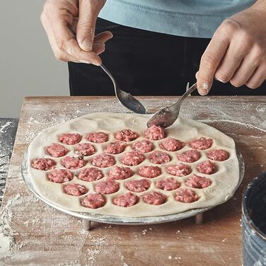 Форма для пельменівна 37 отворів, алюміній Peelanmall