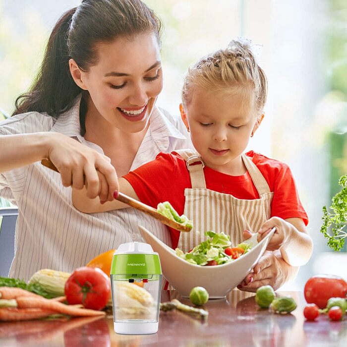Спіральна овочерізка 4 в 1 з контейнером, зелена MENNYO