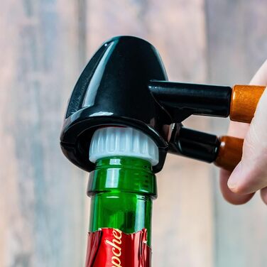 Орехокол с деревянными ручками Thiru