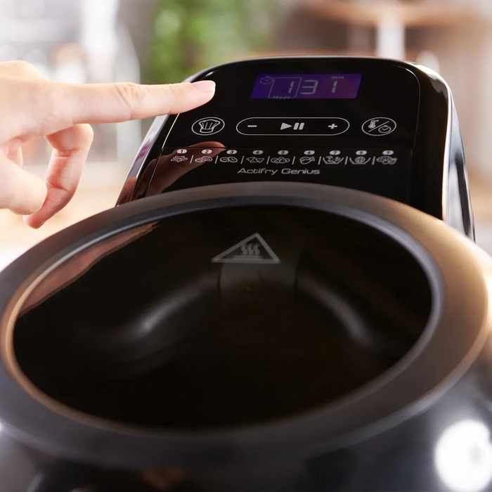 Tefal Мультипіч ActiFry Genius, 1350Вт, чаша-1,2л, сенсорне керув., підкл. до смартфону, авто перемішування, пластик, чорний