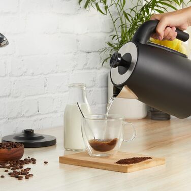 Ручна еспресо-машина Petra з піноутворювачем для молока - сумісна з меленою кавою, італійський насос тиском 15 бар, знімний резервуар для води 1,6 л, в комплекті мірна ложка та портафільтр, 850 Вт, еспресо-машина з нержавіючої сталі PT6137VDE з піноутворю