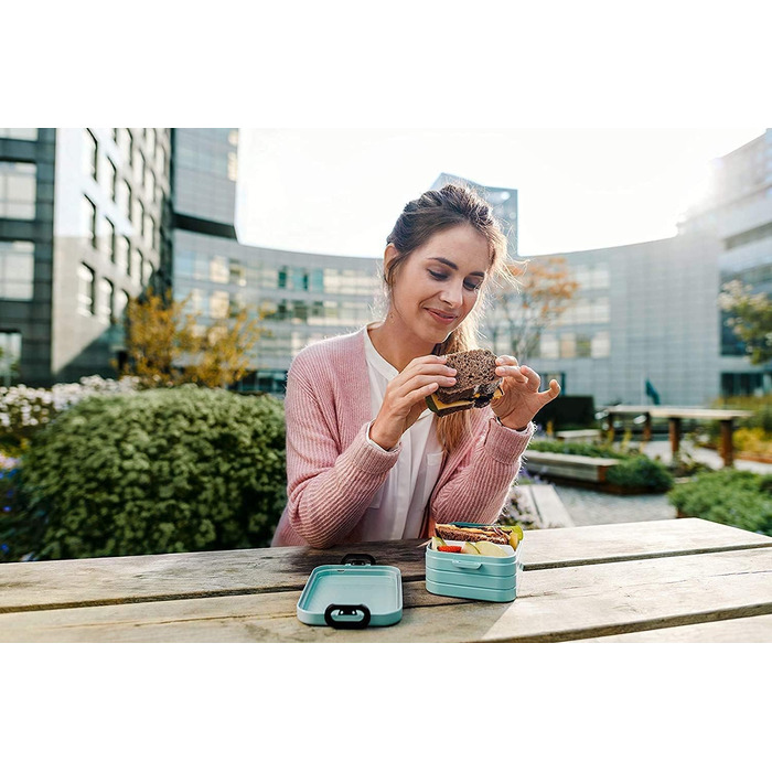 Ланч-бокс с бенто-боксом - на 4 бутерброда или 8 ломтиков хлеба - Ланч-бокс для небольших закусок и остатков еды - Ланч-бокс для взрослых - Ланч-бокс с отделениями - (Old Nordic Black, Bento Lunchbox large TAB)