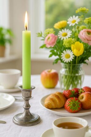 Набір з 12 конічних свічок 2,3 x 25 см, лайм Nordring