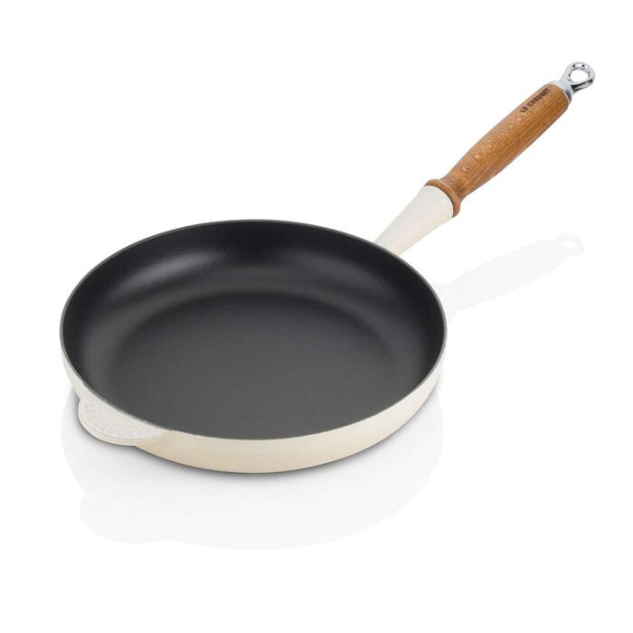 Сковорода 28 см з деревяною ручкою, мигдальна Le Creuset
