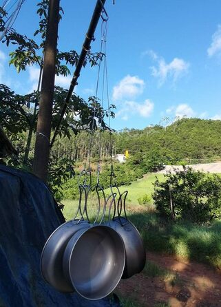 Титановая решетка для приготовления пищи Решетка для гриля на открытом воздухе Древесный уголь Барбекю Сетка Гриль Пластина Сверхлегкая Выпечка Охлаждающая Стойка Тяжелая Еда Приготовление Жарка Кухонная Утварь и Подвесная Цепь Для Открытого Кемпинга Пеши