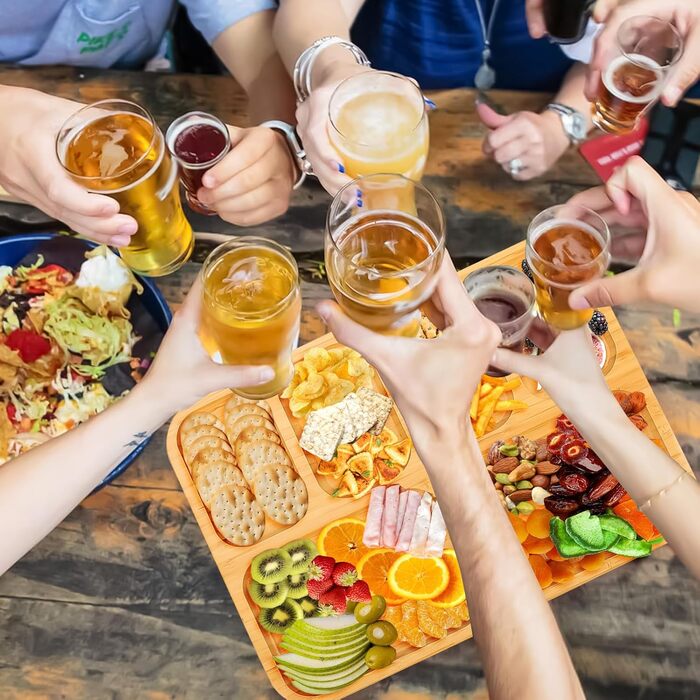 Контейнер для снеків з 6 відділеннями Clyfanesy