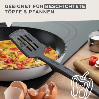 Лопатка із щілинами, силікон Statement Fackelmann