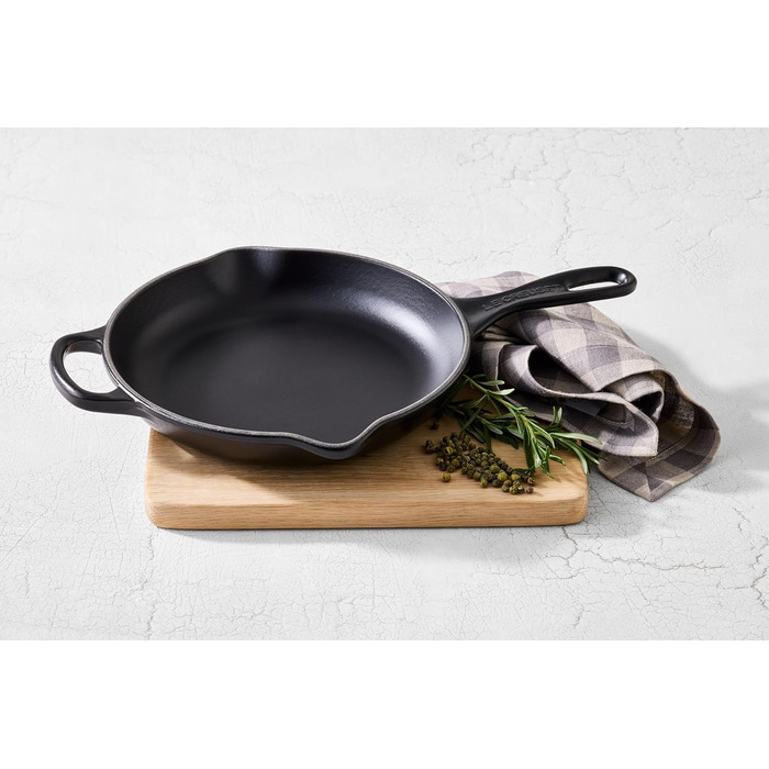Сковорода чавунна 20 см, чорна Le Creuset