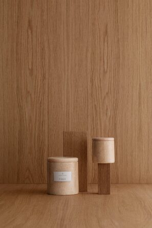 Свічка ароматична мармурова, світло-коричнева Figue Frable Blomus