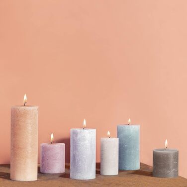 Свічки Bolsius Rustic Pillar - Металеві, що згасають - Рожеві та червоні - Упаковка з 4 шт. - Тривалий час горіння 60 годин - Без запаху - Містить натуральний рослинний віск - Без пальмової олії - 13 x 7 см (13 x 6,8 см, зелені та мідні)