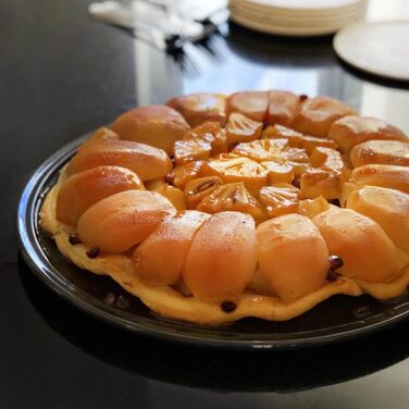 Форма для пирога тарт татен з кришкою, темно-коричнева Emile Henry