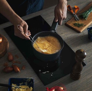 Ківш Fiskars Hard Face 2 л (1052226)